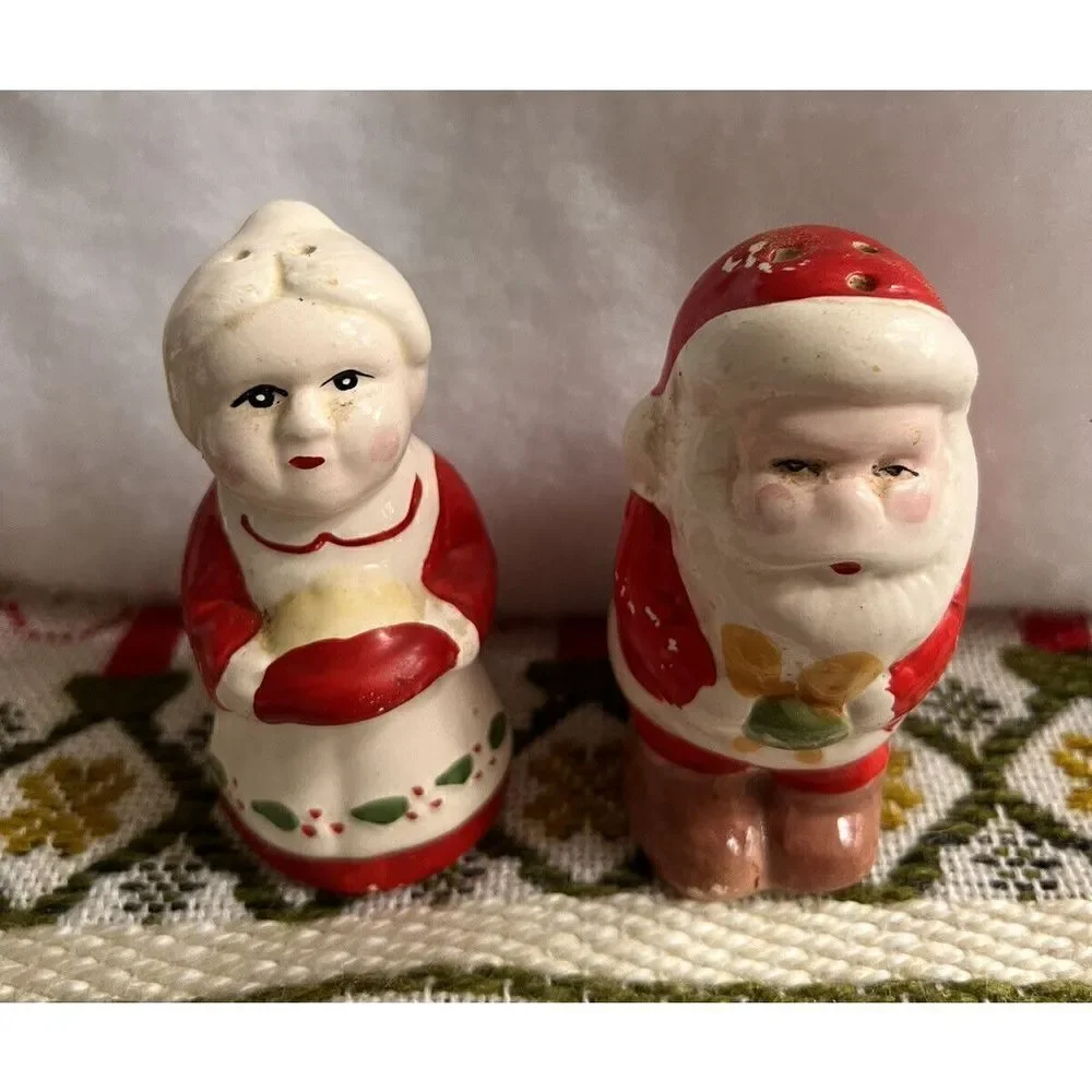 santa and mrs clause‎ Salt Pepper Set alberta price products Christmas Vintage